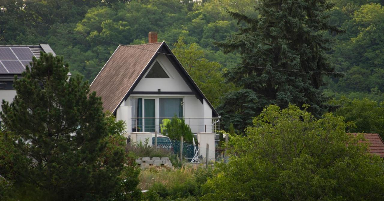 Hillside Cottage Печ Экстерьер фото