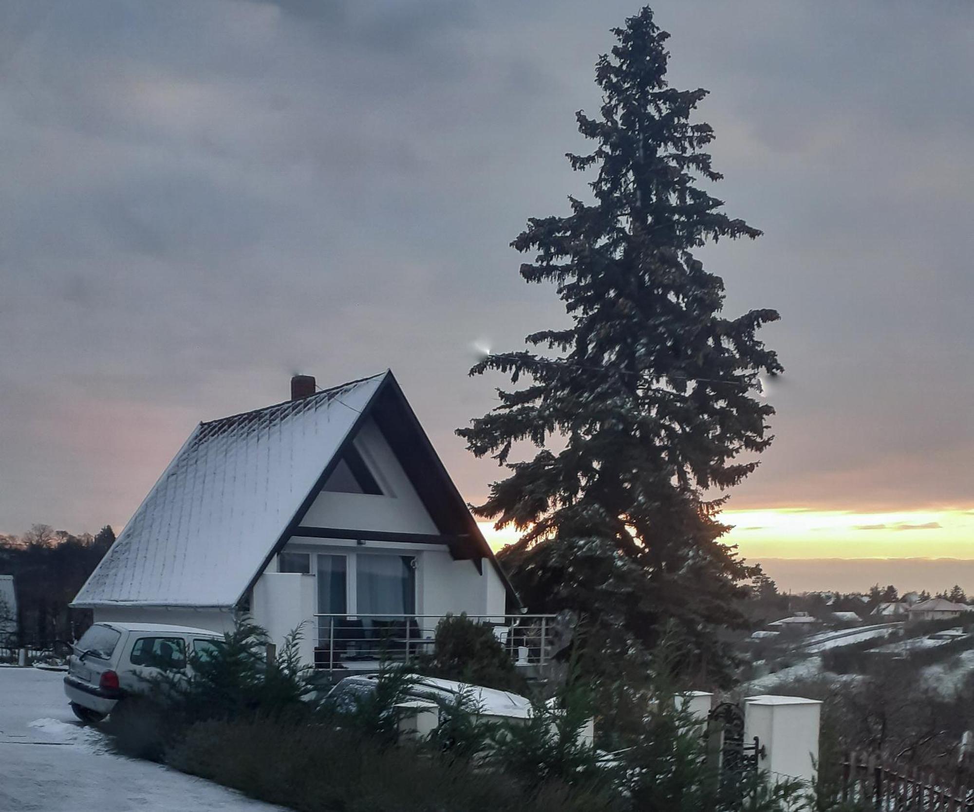 Hillside Cottage Печ Экстерьер фото